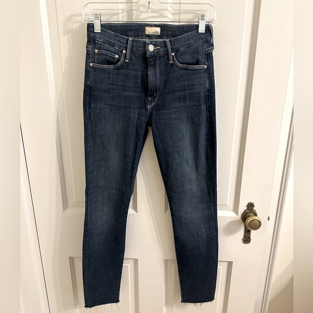 MOTHER Denim Looker Ankle Fray Jeans in Girlfriend Wash - Size 26